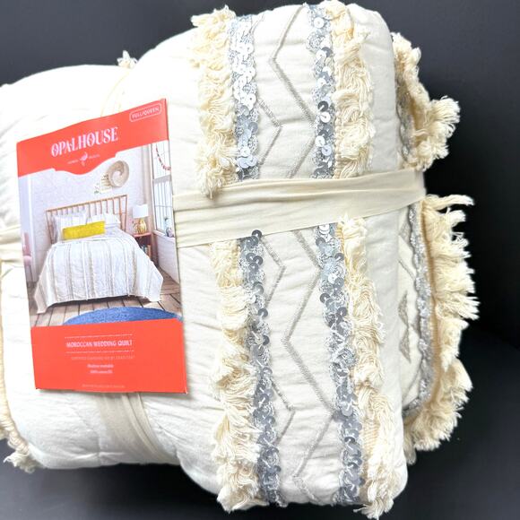 Opalhouse Moroccan Wedding Quilt Comforter Full Queen Cream Sequin Embroidered - Picture 2 of 8